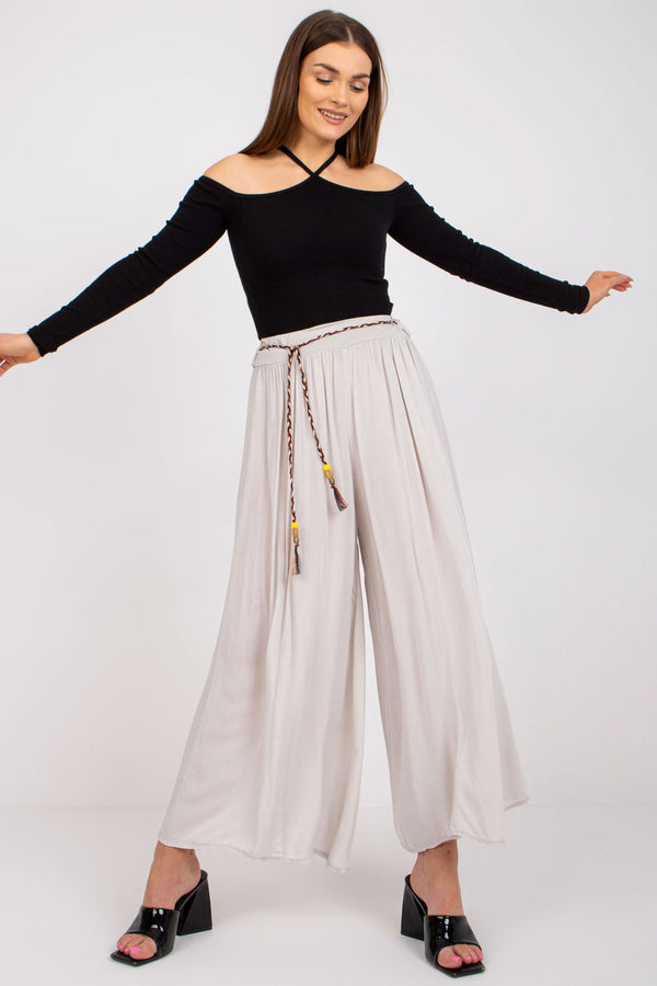 Women trousers model 166881 Och lla